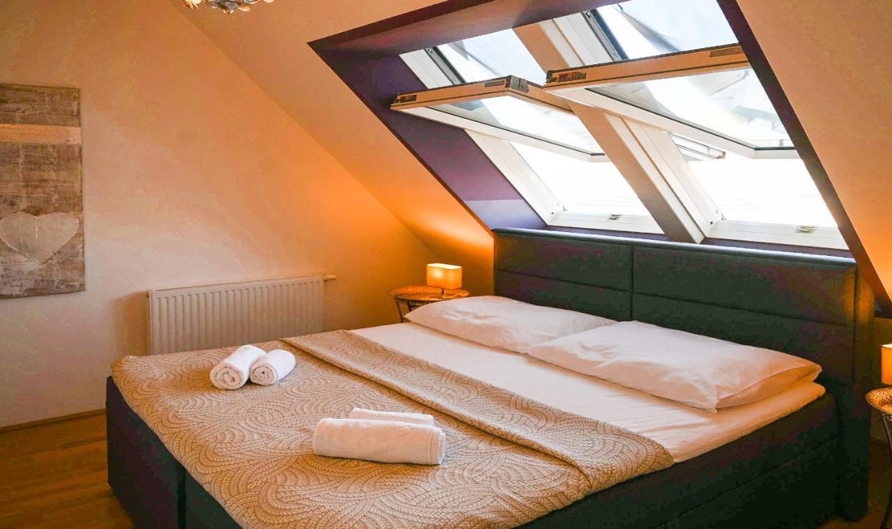 Amazing Suite Volkstheater Vienna Esterno foto